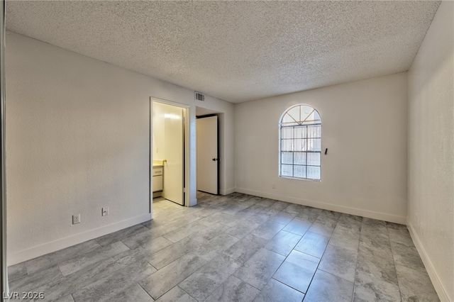 2977 Juniper Hills Boulevard 104, Las Vegas, NV 89142