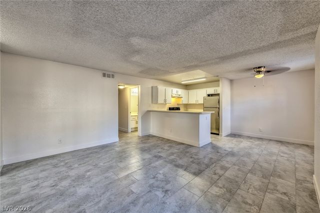 2977 Juniper Hills Boulevard 104, Las Vegas, NV 89142