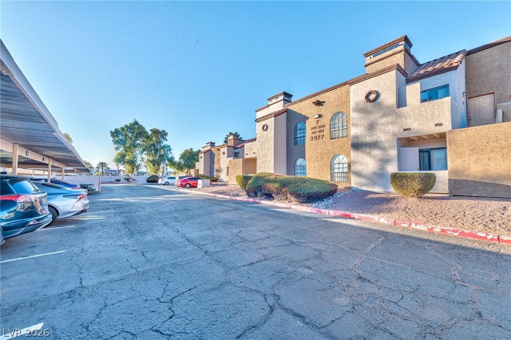 2977 Juniper Hills Boulevard 104, Las Vegas, NV 89142