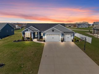 N1642 KAS DRIVE, Greenville, WI 54942