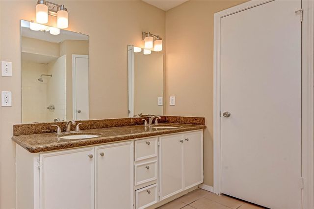 4815 Wind Chimes Drive, Houston, TX 77066