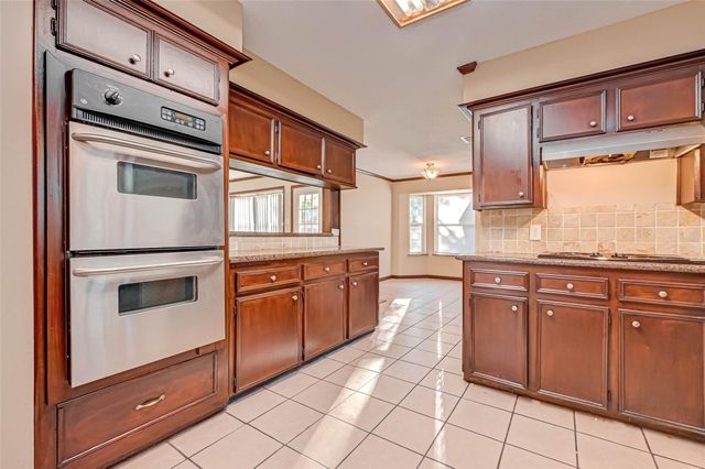 4815 Wind Chimes Drive, Houston, TX 77066