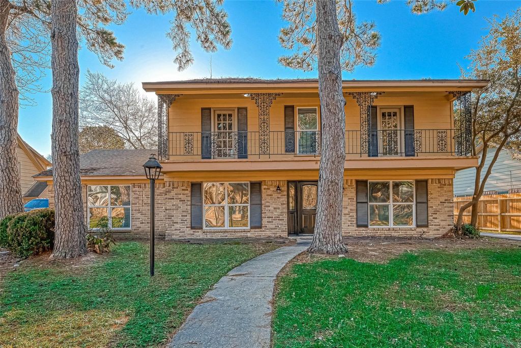 4815 Wind Chimes Drive, Houston, TX 77066