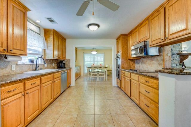 1312 Carolyn Street, Humble, TX 77338