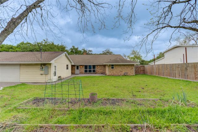 1312 Carolyn Street, Humble, TX 77338