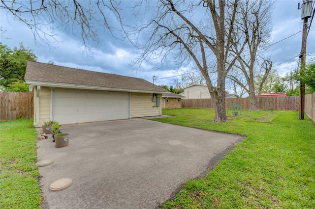 1312 Carolyn Street, Humble, TX 77338