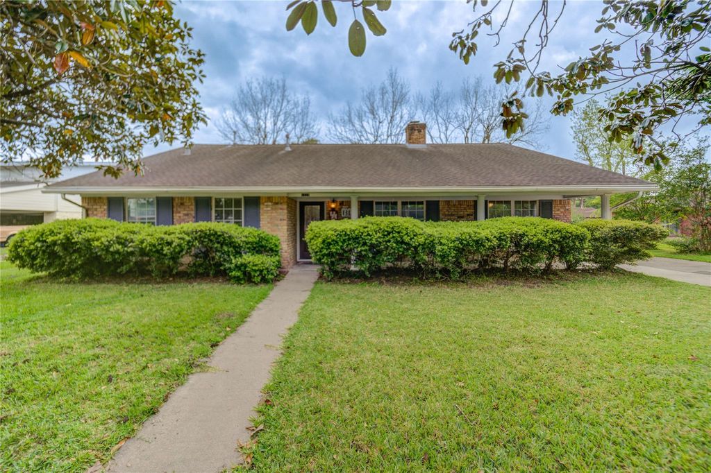 1312 Carolyn Street, Humble, TX 77338