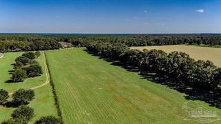 4A Tidwell Rd, Pace, FL 32571