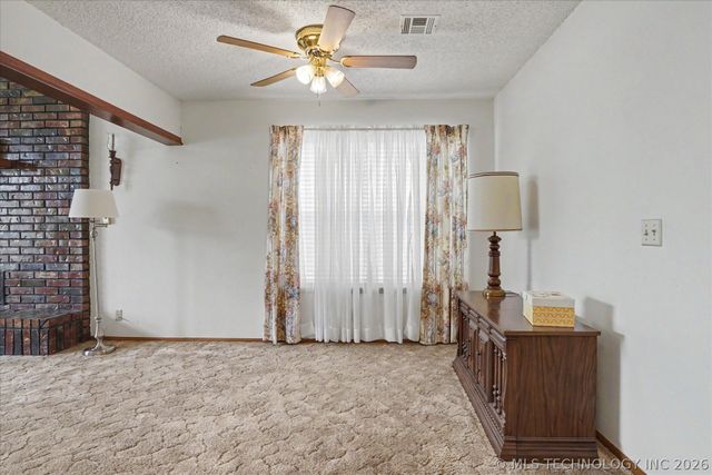 12502 E 77th Place North, Owasso, OK 74055