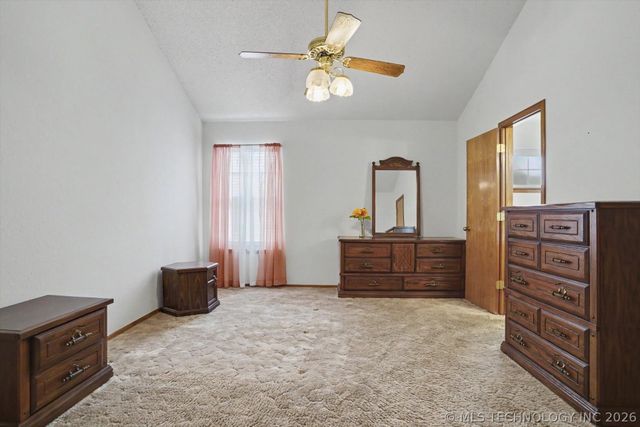 12502 E 77th Place North, Owasso, OK 74055