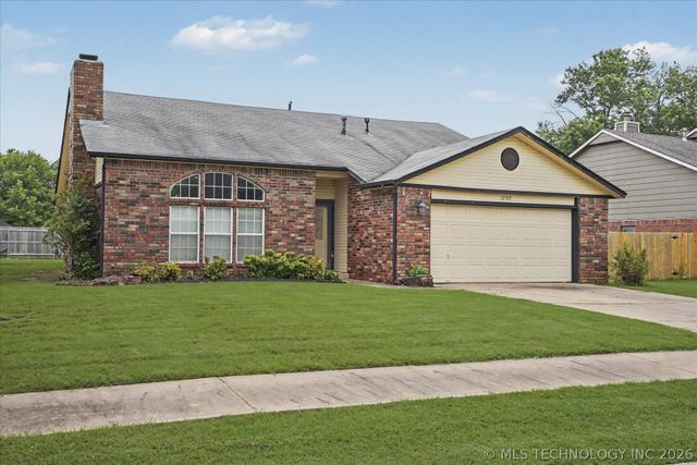 12502 E 77th Place North, Owasso, OK 74055