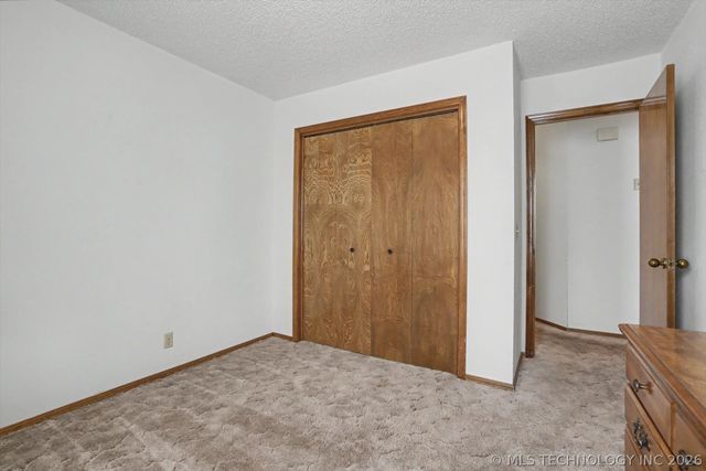 12502 E 77th Place North, Owasso, OK 74055