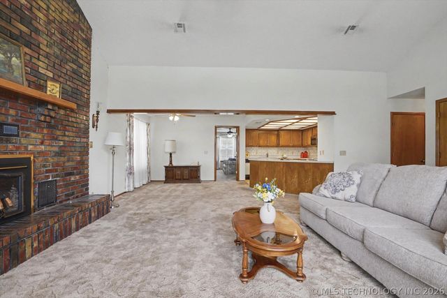 12502 E 77th Place North, Owasso, OK 74055