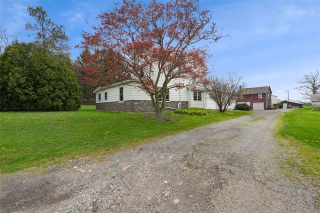 488 Great Belt, Jefferson Twp, PA 16002