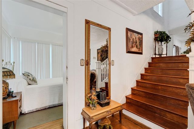 2701 1ST AVENUE S, St Petersburg, FL 33712