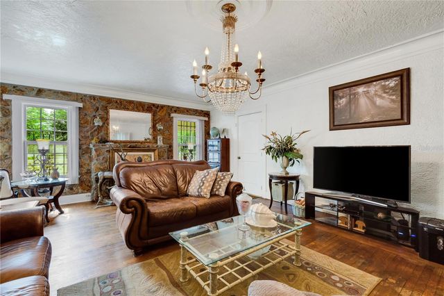 2701 1ST AVENUE S, St Petersburg, FL 33712