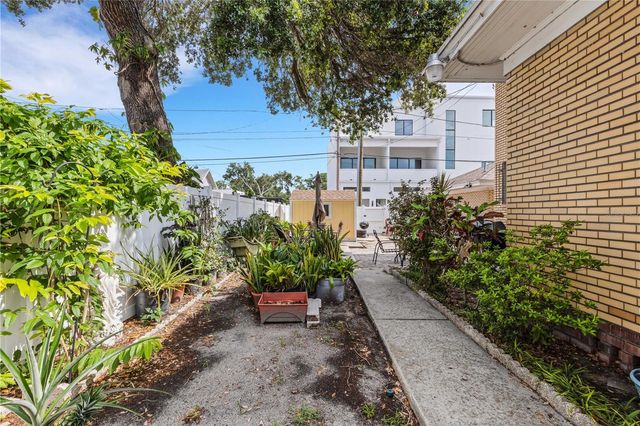 2701 1ST AVENUE S, St Petersburg, FL 33712