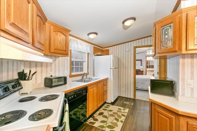 38 Rosemary Street, Salem, NH 03079