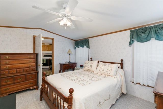 38 Rosemary Street, Salem, NH 03079