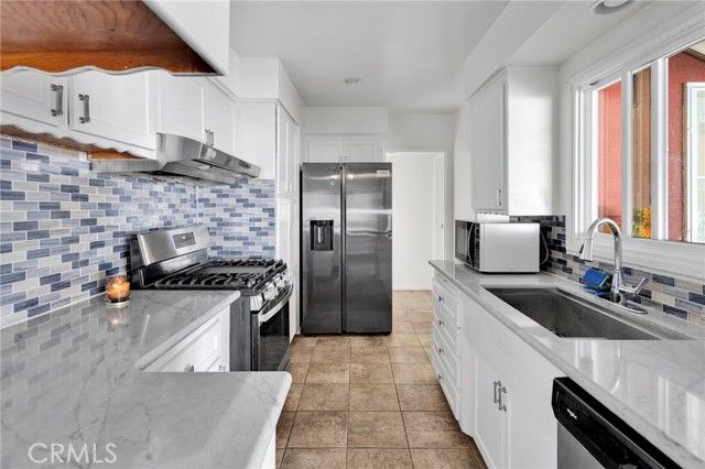 5728 Newbury Avenue, San Bernardino, CA 92404