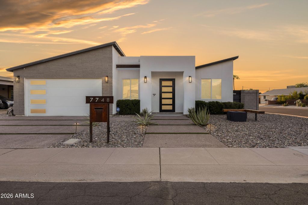 7748 N 13th Place, Phoenix, AZ 85020 — photo 2