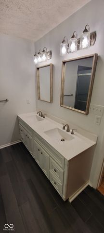 1478 S Avon Avenue, Avon, IN 46123