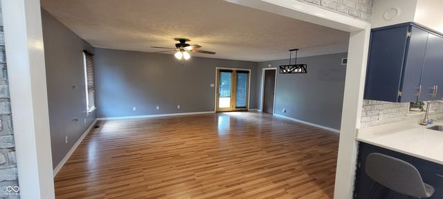 1478 S Avon Avenue, Avon, IN 46123