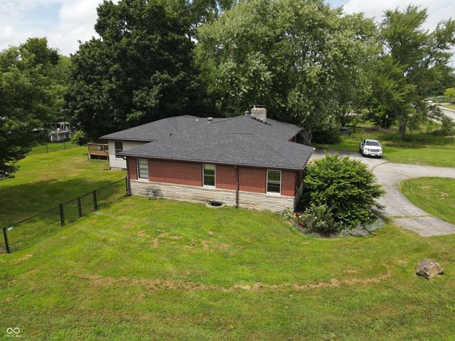 1478 S Avon Avenue, Avon, IN 46123