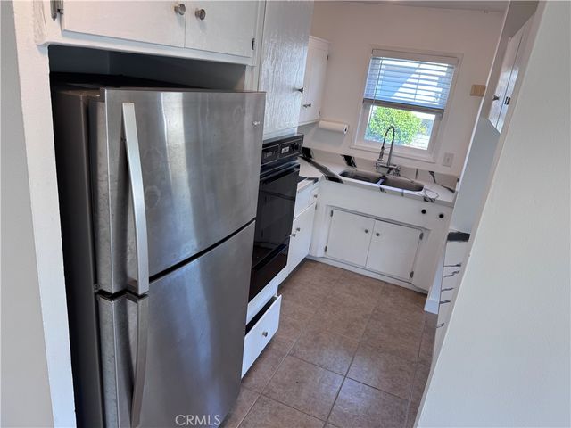 360 16th Place, Costa Mesa, CA 92627