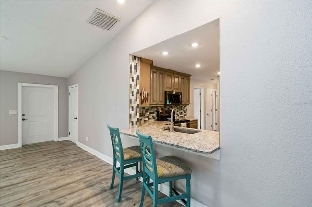 907 69TH STREET NW, Bradenton, FL 34209