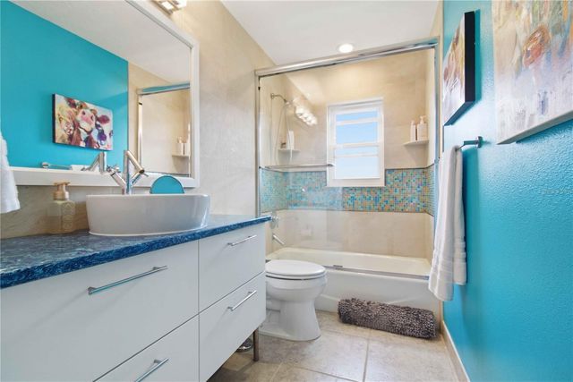 907 69TH STREET NW, Bradenton, FL 34209