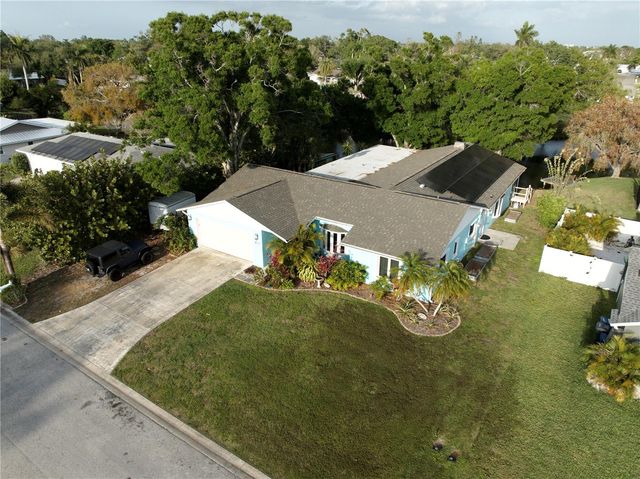907 69TH STREET NW, Bradenton, FL 34209