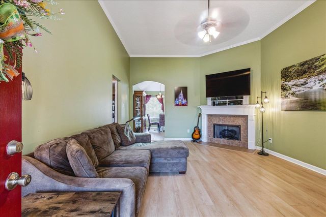 11799 VILLAGE CENTER ST, Arlington, TN 38002