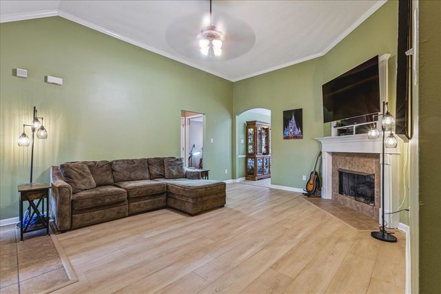 11799 VILLAGE CENTER ST, Arlington, TN 38002