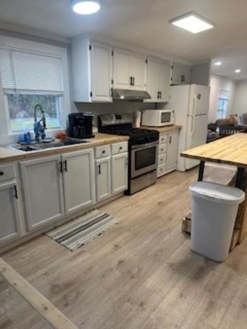53 South Road, Arlington, VT 05252