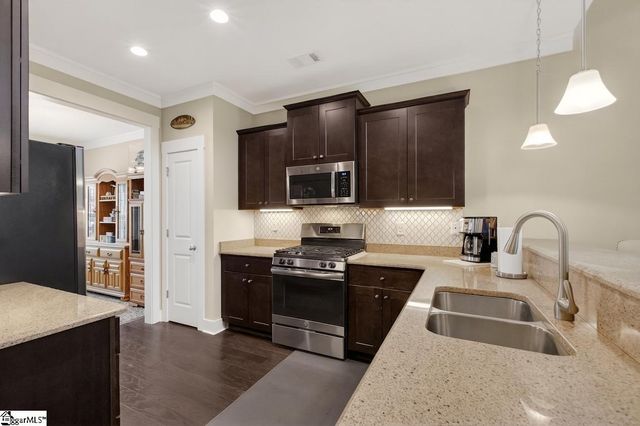 800 Stonebriar Street, Simpsonville, SC 29681