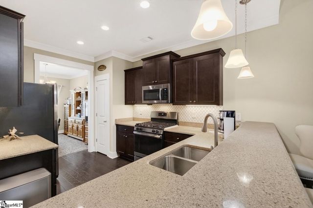 800 Stonebriar Street, Simpsonville, SC 29681