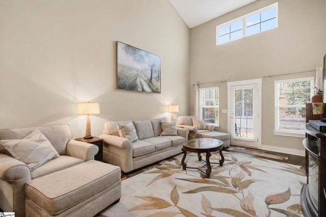 800 Stonebriar Street, Simpsonville, SC 29681