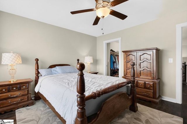 800 Stonebriar Street, Simpsonville, SC 29681