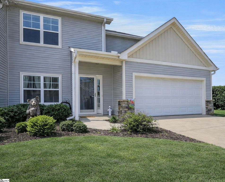 800 Stonebriar Street, Simpsonville, SC 29681