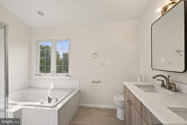 6903 BOCK RD, Fort Washington, MD 20744
