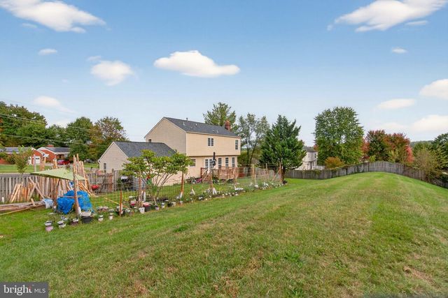 6903 BOCK RD, Fort Washington, MD 20744