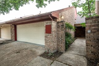 3451 Courtyard Circle, Farmers Branch, TX 75234