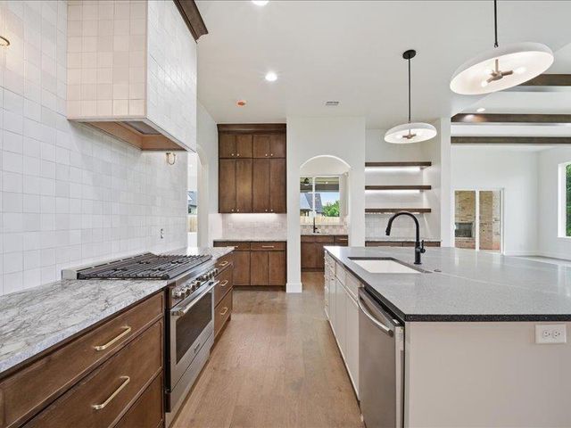 2524 Bretton Lane, Edmond, OK 73012