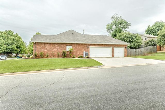 14013 Pecan Hollow Terrace, Edmond, OK 73013