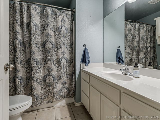 12175 N 107th East Place, Collinsville, OK 74021