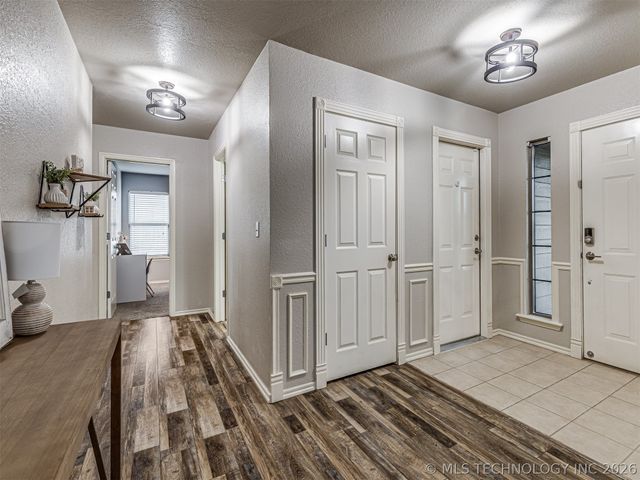 12175 N 107th East Place, Collinsville, OK 74021