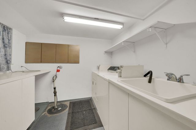 6238 S Massasoit Avenue 1, Chicago, IL 60638