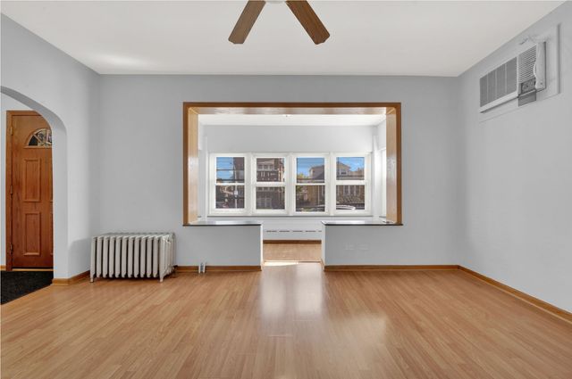 6238 S Massasoit Avenue 1, Chicago, IL 60638