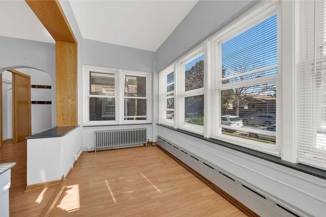 6238 S Massasoit Avenue 1, Chicago, IL 60638